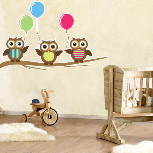 Owls with balloons